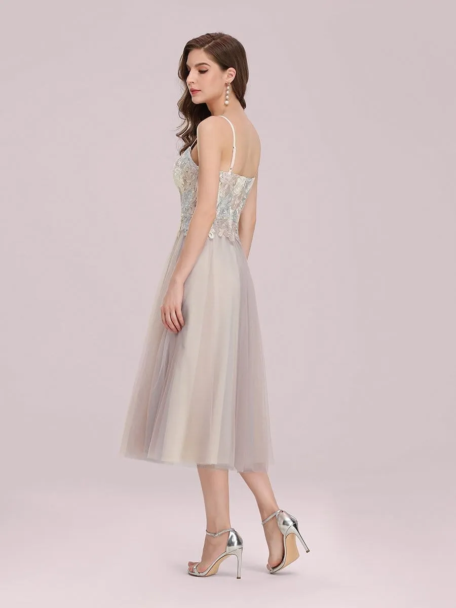 Romantic A-Line Short Tulle Bridesmaid Dress with Appliques